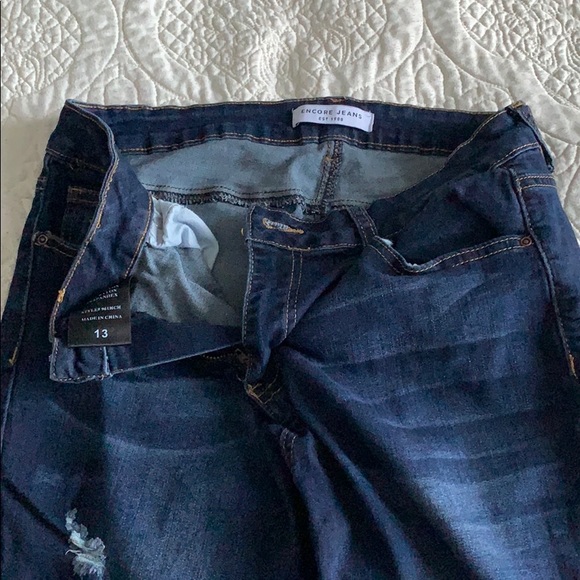 Modern blue jeans size 31 juniors - Picture 4 of 5
